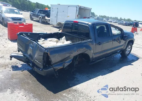 2013 Toyota Tacoma Prerunner z USA, uszkodzony, nr VIN 5TFJX4GN2DX018635